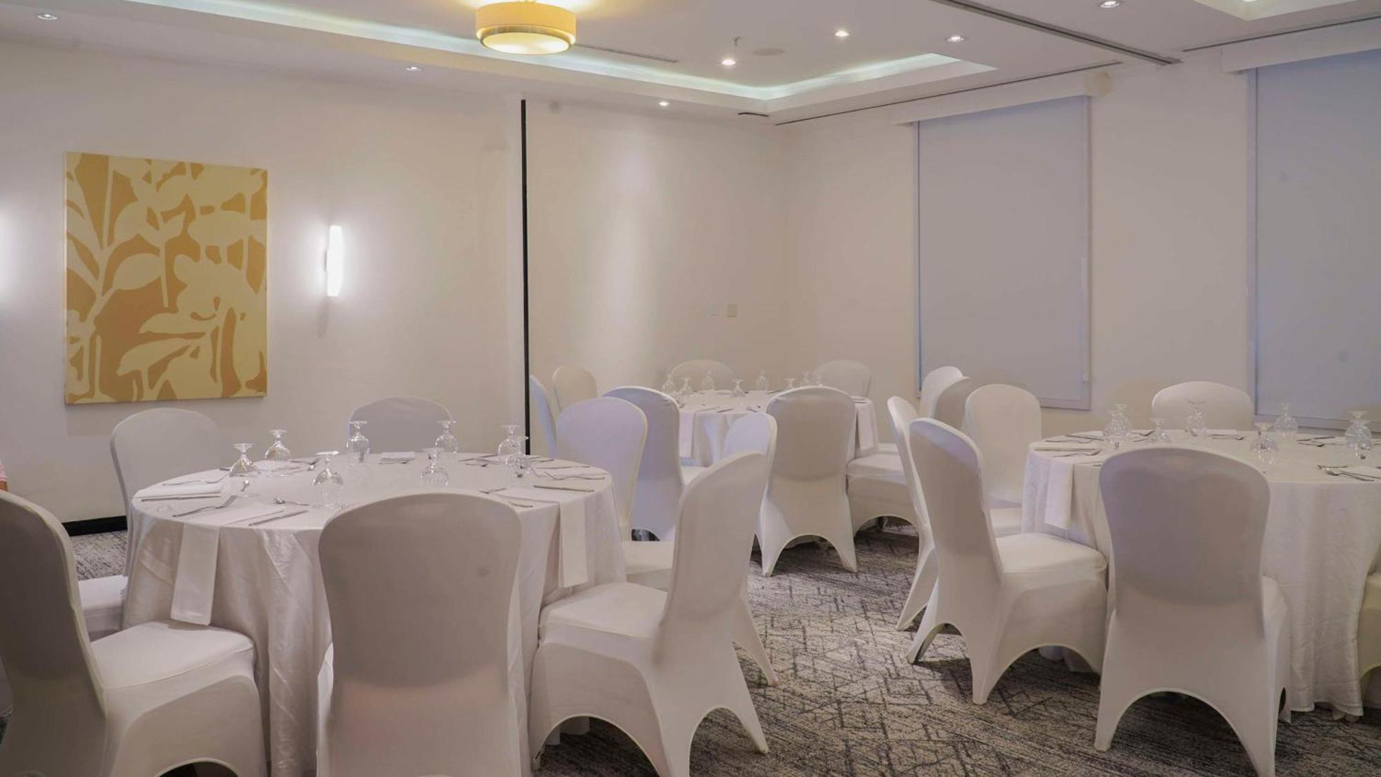 Hilton Garden Inn Panama City Downtown, Panama المظهر الخارجي الصورة