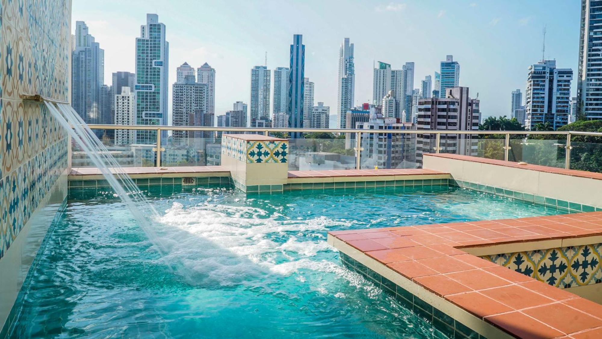Hilton Garden Inn Panama City Downtown, Panama المظهر الخارجي الصورة