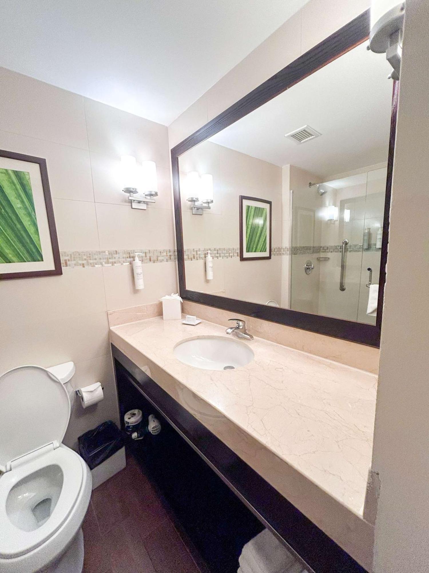 Hilton Garden Inn Panama City Downtown, Panama المظهر الخارجي الصورة