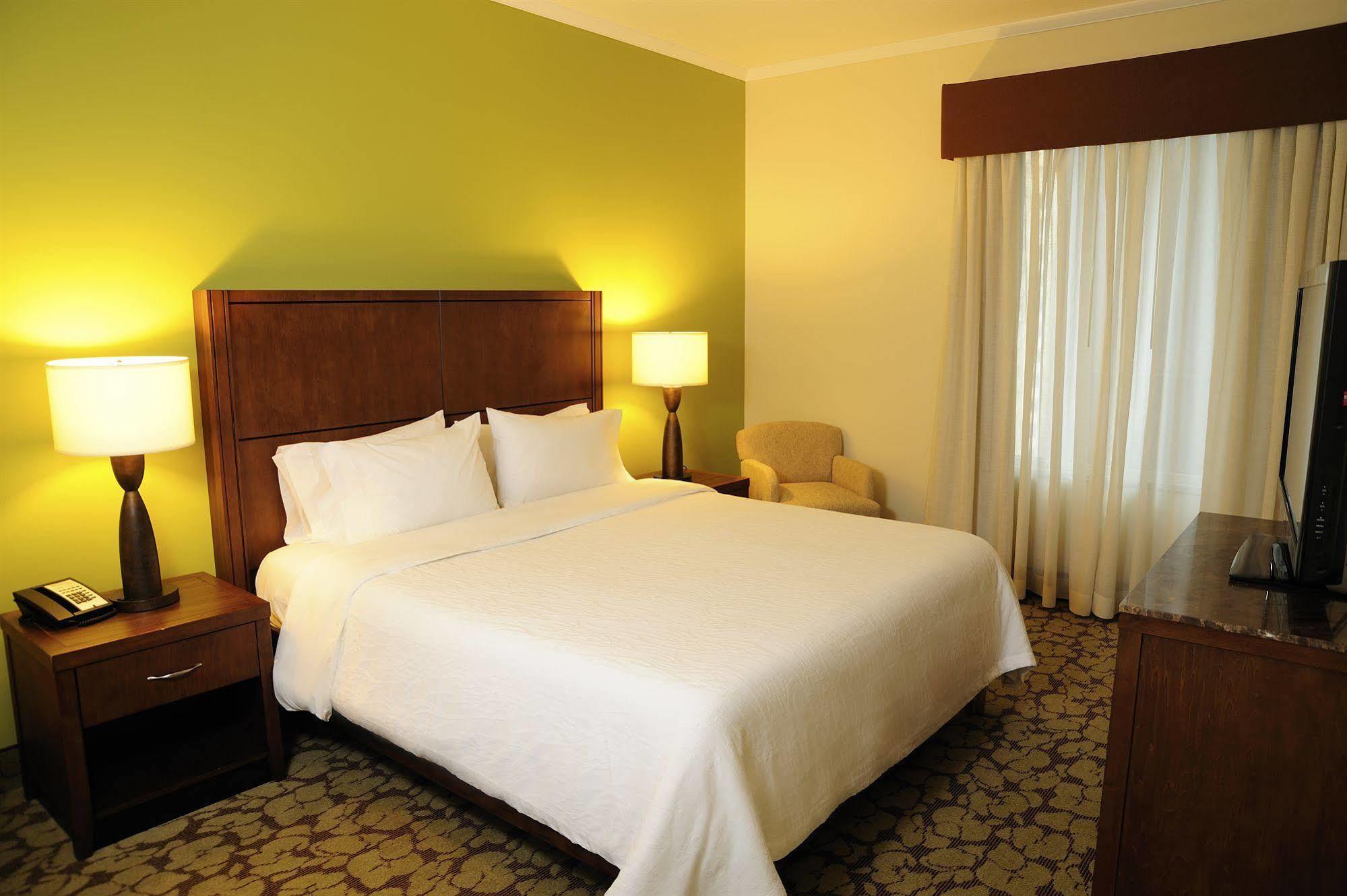 Hilton Garden Inn Panama City Downtown, Panama المظهر الخارجي الصورة