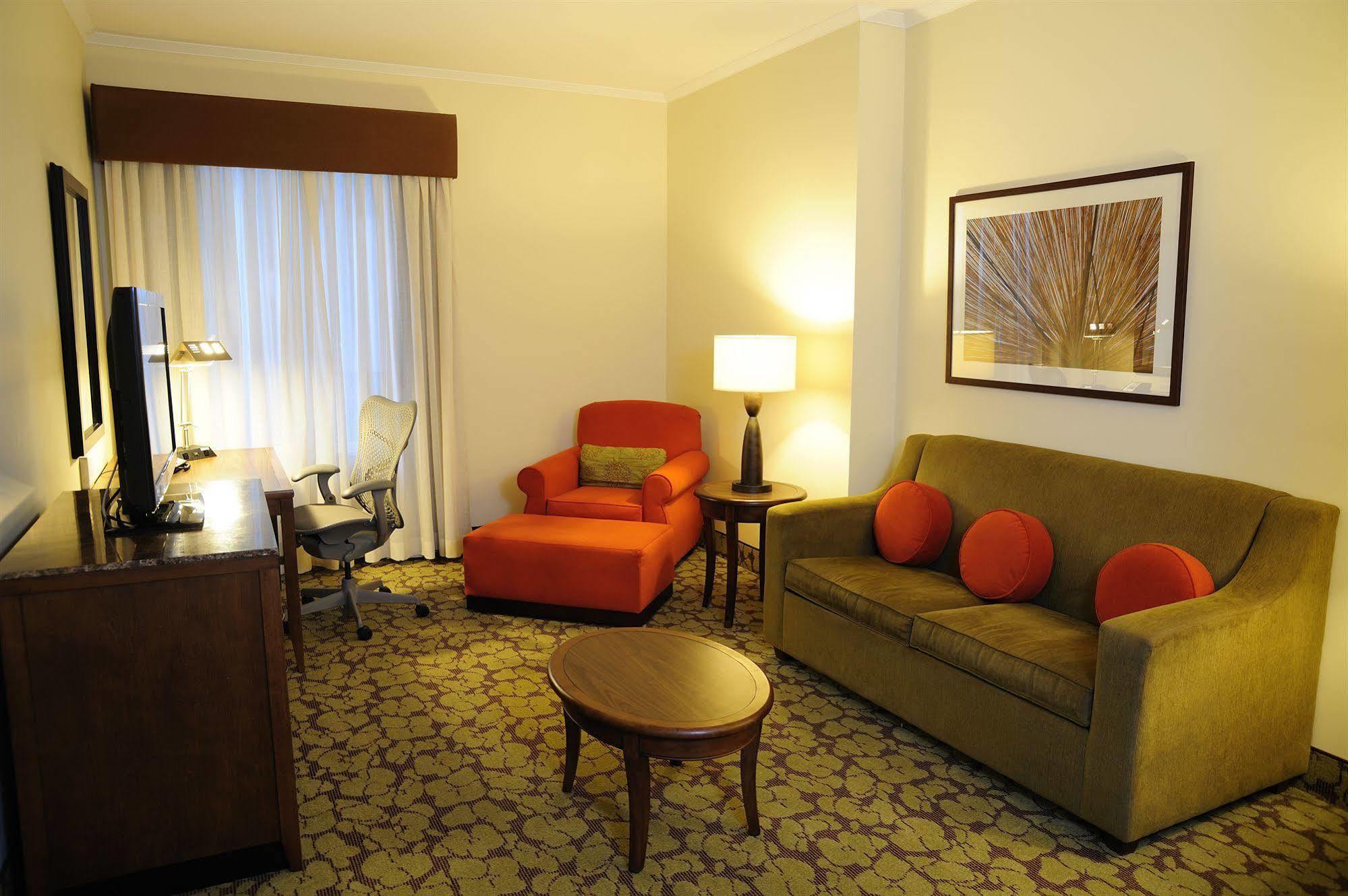 Hilton Garden Inn Panama City Downtown, Panama المظهر الخارجي الصورة